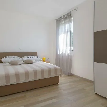 Filleona Labin (Istria)