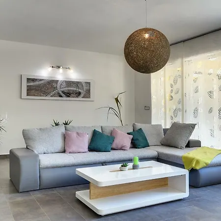 Filleona Holiday home *